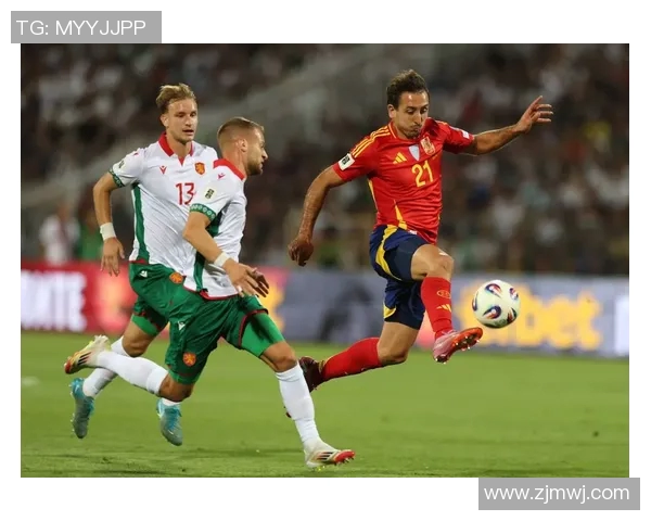 足球世界杯决赛球队战术布局解析及关键球员表现分析